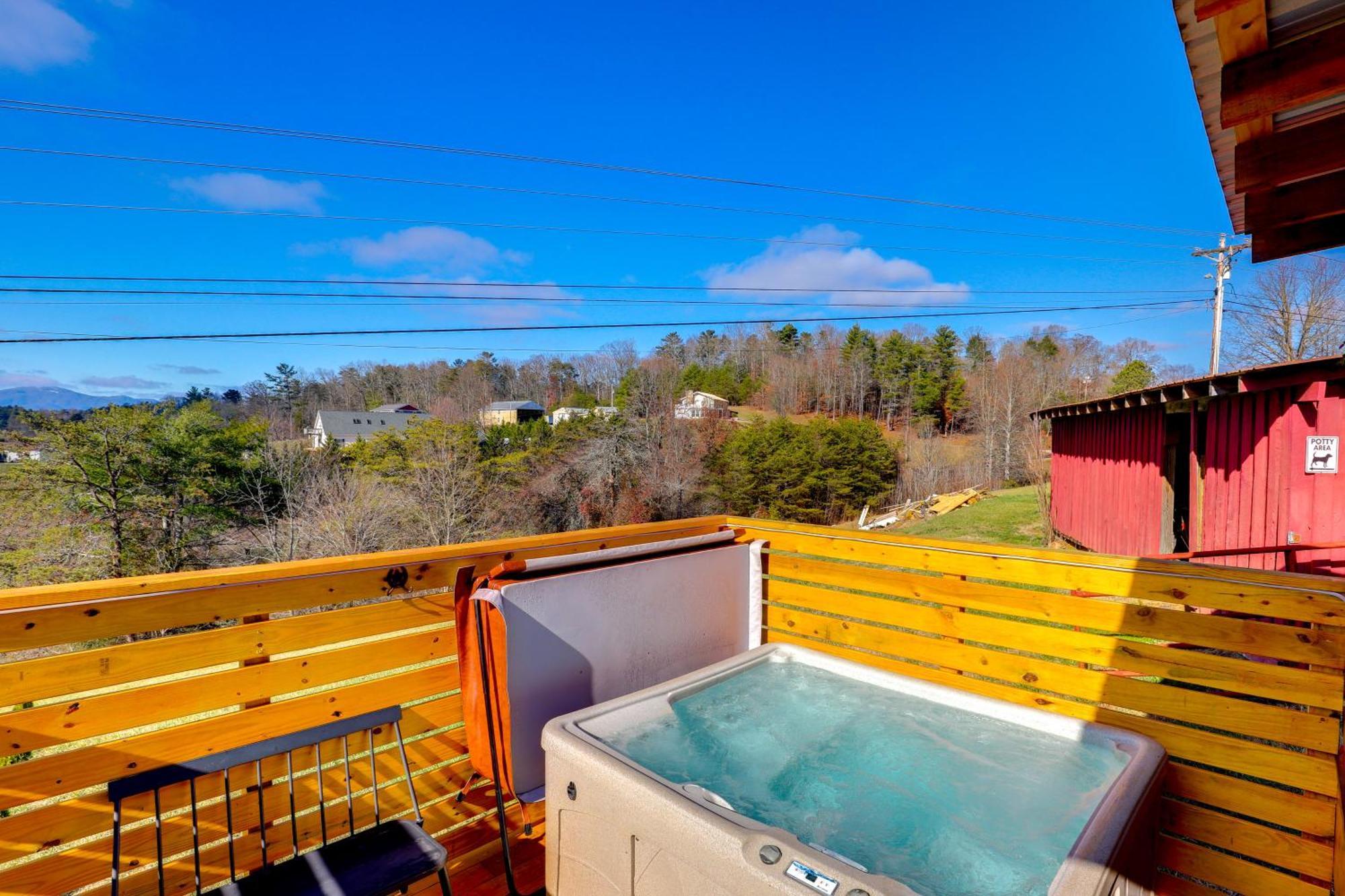 Marshall Studio With Loft, Hot Tub And Views! Exteriér fotografie