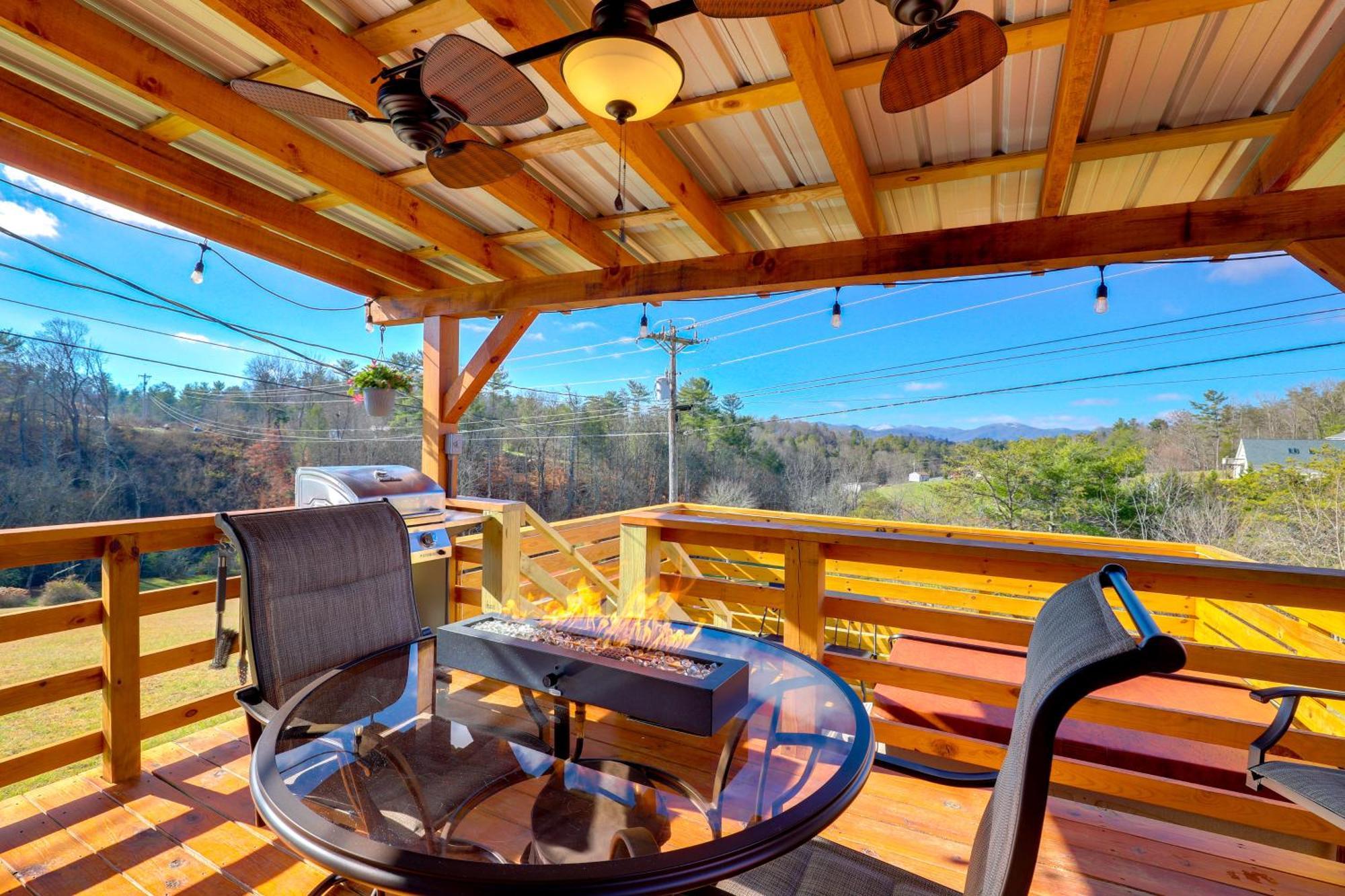 Marshall Studio With Loft, Hot Tub And Views! Exteriér fotografie
